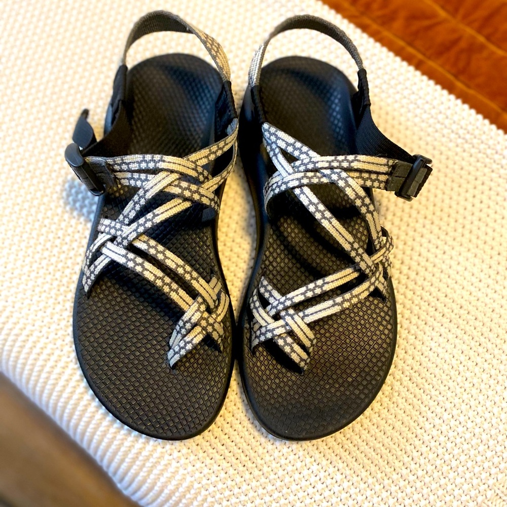 ⚡️⚡️SOLD⚡️⚡️CHACO